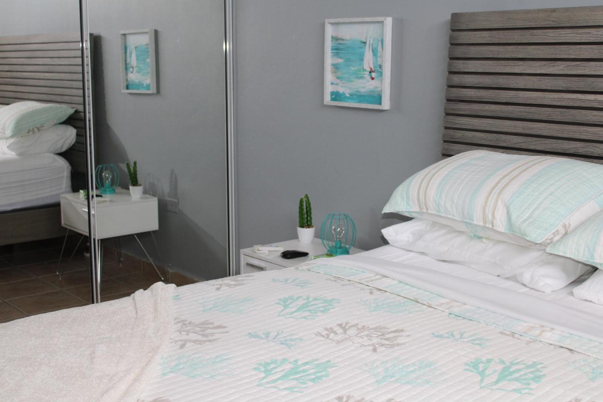 Mar Azul Bay View Apartment Бокерон Екстериор снимка